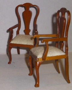 Jiayi, exclusiver Armlehnstuhl, Walnut,  Miniatur 1:12  - Picture 1 of 5