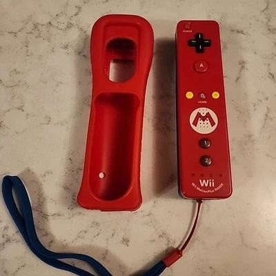 Super Mario Nintendo Wii Motion Plus Remote Controller w/Case RVL-036 - Tested - Image 1 of 3