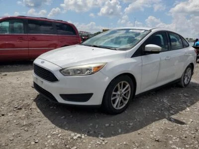 Used Instrument Panel Air Bag fits: 2015 Ford Focus driver knee Grade A Foto 1 de 4