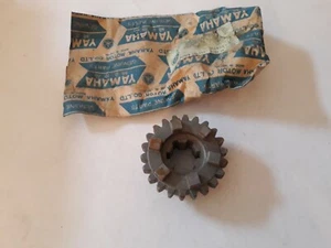 Yamaha Transmission 4th Pinion Gear 22T 183-17141-00 AS1 YAS1C HS1 HS1B AS2C - Picture 1 of 3