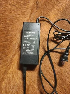 Universal COMPATIBLE AC 100-140Vac 1.6A Power Adapter  - Picture 1 of 4