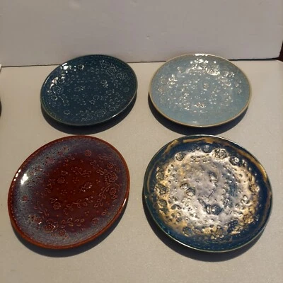 Juego de 4 platos de pared de gres decorativos de importación Pier 1 patrón de flores asiáticas de 6,5" -  Foto 1 de 4