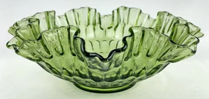 Vintage Fenton Glas gekräuselt Daumenabdruck Obstschale Kolonialgrün 12" - Bild 1 von 2