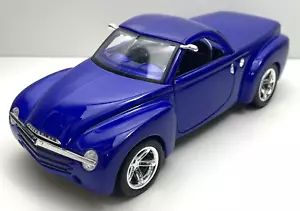 Maisto - blau 2000 Chevrolet SSR - Maßstab 1:18 (lose) - Bild 1 von 7