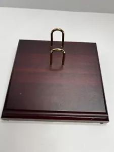 Soporte calendario recargable de escritorio para productos de madera talladora madera teñida de caoba - Imagen 1 de 15