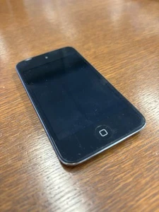 Apple iPod Touch 3rd Gen (32GB) Fully Functional - Picture 1 of 5