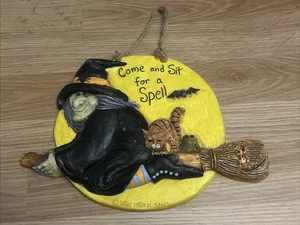 Stone Bunny Inc Come Sit For A Spell Flying Witch Wall Plaque Stein Halloween - Picture 1 of 6