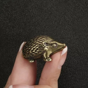 1 Stück kleine Messing Igel Figuren 31*16 mm Messing Igel Statue Wohndeko - Bild 1 von 5
