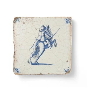 Nice Dutch Delft Blue tile, figure on a horse, 17th century. - Picture 1 of 2