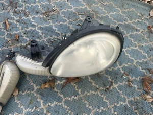 00-02 DODGE NEON OEM LH HEADLIGHT ASSEMBLY - DRIVER SIDE - Picture 1 of 3