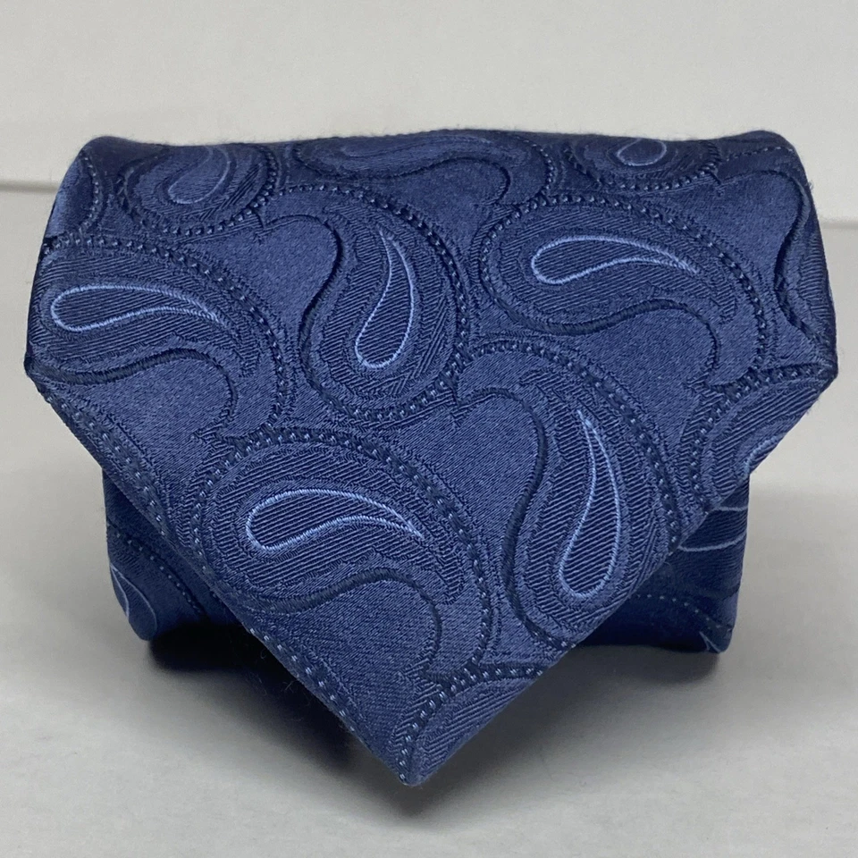 Corbata de cuello DKNY Designer 100 % seda azul cachemira 3,6 ancho 60 largo usada en excelente estado.  B3 Foto 1 de 4