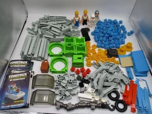 FISHERPRICE CONSTRUX PRE-OWNED LOT CASE FULL OF PARTS VINTAGE - Picture 1 of 1