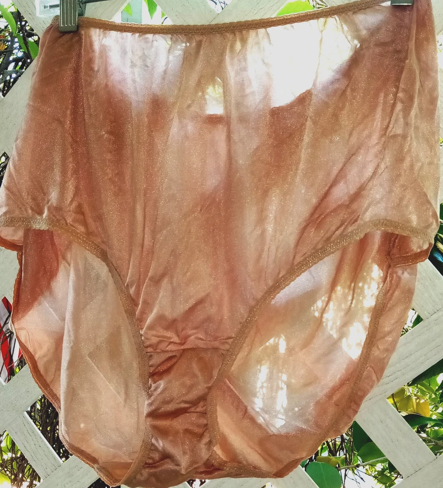 Calcinha MAPLE SUGAR NYLON ULTRA TRANSPARENTE QUEEN SIZE 12/5X - Imagem 1 de 1