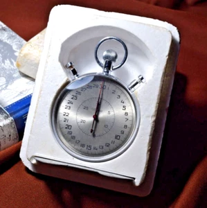 Vintage Slava Stopwatch 3 Buttons Soviet Mechanical Stopwatch with Box - Picture 1 of 12