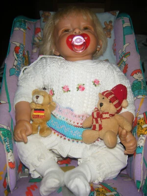 Reborn Puppe , Mädchen sucht eine neue Mama - Bild 1 von 4