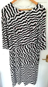 Basler Size 18 Black Pink White Checkboard Style Print Soft Stretchy Dress Lined - Picture 1 of 9