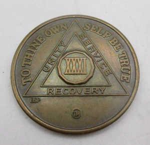 Moneda ficha con chip de colección de Alcohólicos Anónimos XXXI 31 años marca registrada de bronce - Imagen 1 de 4