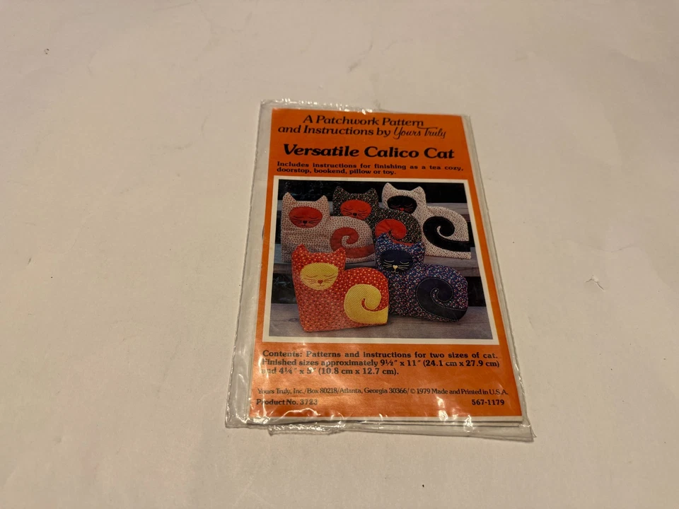 Vtg 1979 Versatile Calico Cat Patchwork sewing pattern uncut Yours Truly Uncut - Image 1 of 1