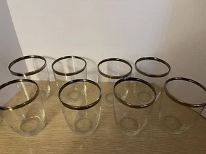 Juego de 8 vasos de colección MCM Dorothy Thorpe con montura plateada de 4” de alto 3” de diámetro - Imagen 1 de 5