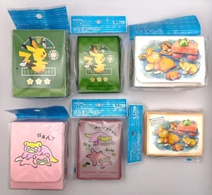 Pokémon Card Deck Shield & Case "Cafe Chades, Dondon Donkan Yan?, PAMO NO MURE" - Picture 1 of 16