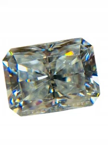 MOISSANITE BIANCA radiante 6x4 mm PERFETTO SOSTITUZIONE PER DIAMANTE 1 pz - Imagen 1 de 4