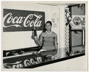Coca Cola, Dr. Pepper, Pepsi, Soft Drink archival quality photos 1460 - Picture 1 of 2