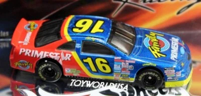 Hot Wheels Racing Superspeedway #16 Ford Thunderbird Ted Musgrave Family Channel - Image 1 of 2