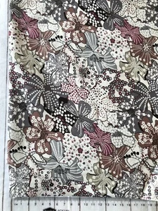 148cm wide VINTAGE RETRO STYLE FLORAL PRINT 100% cotton poplin fabric /half yard - Picture 1 of 1