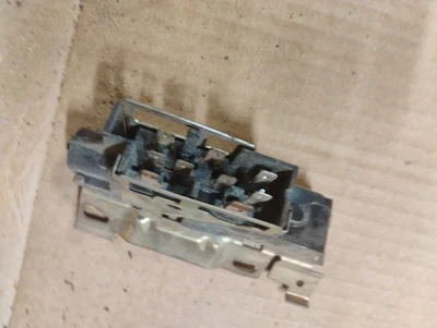 73-87 Chevy GMC Truck OEM Ignition Switch - Image 1 of 4