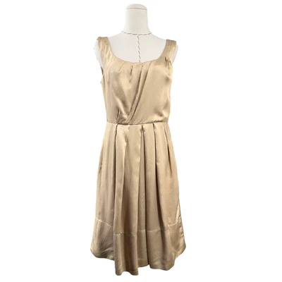 Vestido de cóctel plisado de seda dorado Banana Republic sin mangas drapeado frontal talla 8 Foto 1 de 4