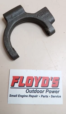 Yugo de horquilla de embrague Troy Bilt Tiller 1016 GW-1016 Foto 1 de 2