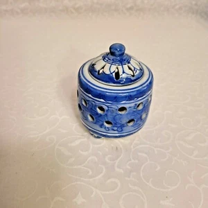  Blue and White Ceramic  Incense Burner Asian 3" - Picture 1 of 10