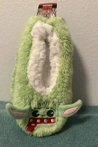 The Mandalorian Grogu Holiday Women's Fuzzy Babba Slipper Shoe Size 7-9.5 New - Picture 1 of 5