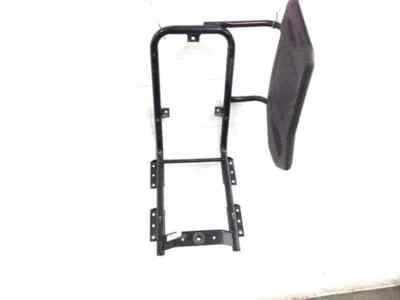 Base de montaje del asiento del conductor del lado izquierdo Yamaha Wolverine R-Spec YXE 700 2016 4x4 1940A Foto 1 de 4