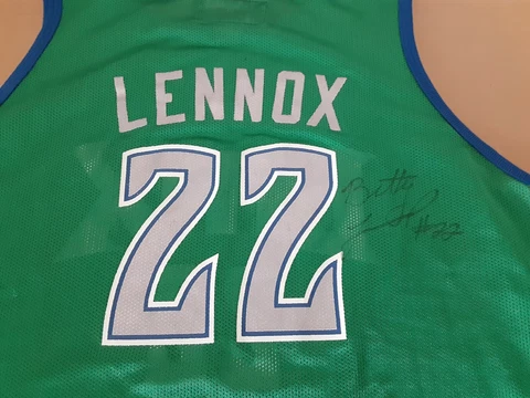 Vintage SIGNED Betty Lennox Minnesota Lynx WNBA Basketball Jersey Adult XL #22 Cover