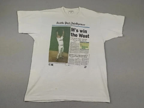 Vintage 1995 Randy Johnson Seattle Mariners Front Pages T-Shirt Size XL Cover