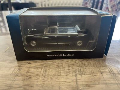 Mercedes 300 Landaulet de Konrad Adenauer , en boîte - Photo 1/3
