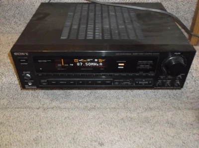 SONY STR-AV770X AM-FM sterio Phono, CD, AUX, Receiver Near Mint 80 watts - Image 1 of 4