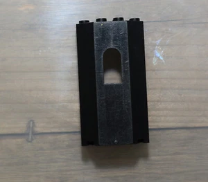 LEGO 30246 Black 4X3X6 Turret Wall French Tower With Window - Picture 1 of 4