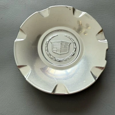 Cadillac STS CTS 2004-2011 17" 7 radios tapa central de rueda 9595437 plástico OEM Foto 1 de 4