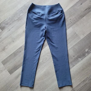 Pantaloni da golf Puma cropped donna piccoli casual sportivi - Foto 1 di 8