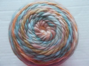 Herrschners Soho Classic Spun gradient yarn, Victorian, 1 cake (7 oz) - Picture 1 of 3