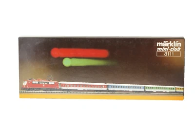 Märklín Mini-Club 8111 DB 111068-3 Electric Locomotive & Passenger Set Z Marklin - Image 1 of 4