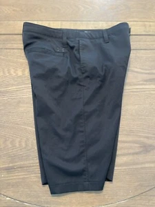 Under Armour Golf Shorts Boy's Size 14 Black Chino - Picture 1 of 4