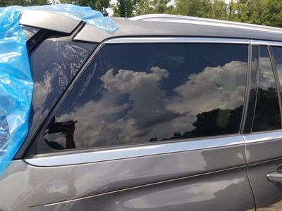 21 2021 LINCOLN AVIATOR QUARTER GLASS RIGHT PASSENGER  Foto 1 de 4