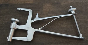 A.O.R Patellar Clamp - ZIMMER REF 5781-41 60523862 knee arthroplasty - Picture 1 of 5