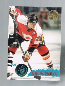 JOE NIEUWENDYK #18 FLAMES 1995/96 topps stadium club members only - Picture 1 of 1