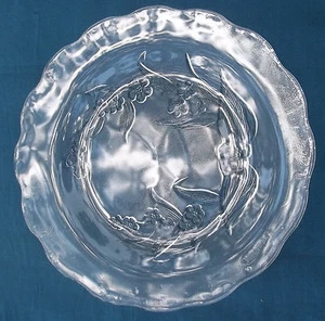 Glasteller mit geprägtem Blumenmuster - gewellter Rand - 2er Set - Bild 1 von 1