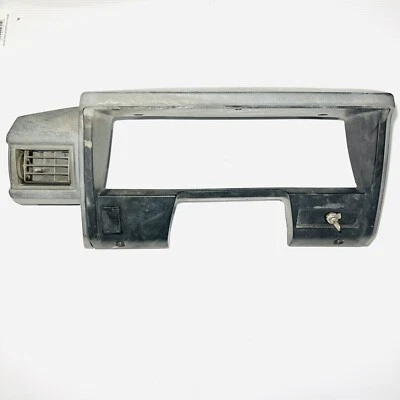 1984-88 Toyota Pickup 89 4Runner Instrument Gauge Cluster Speedometer SR5 Bezel - Image 1 of 4