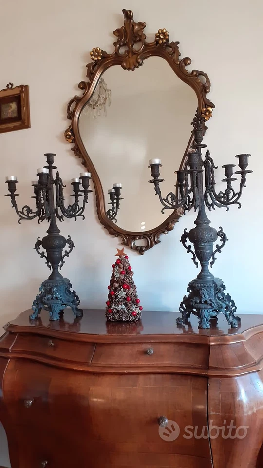 Coppia di Candelabri - Fascino Retrò e Eleganza - Immagine 1 di 1